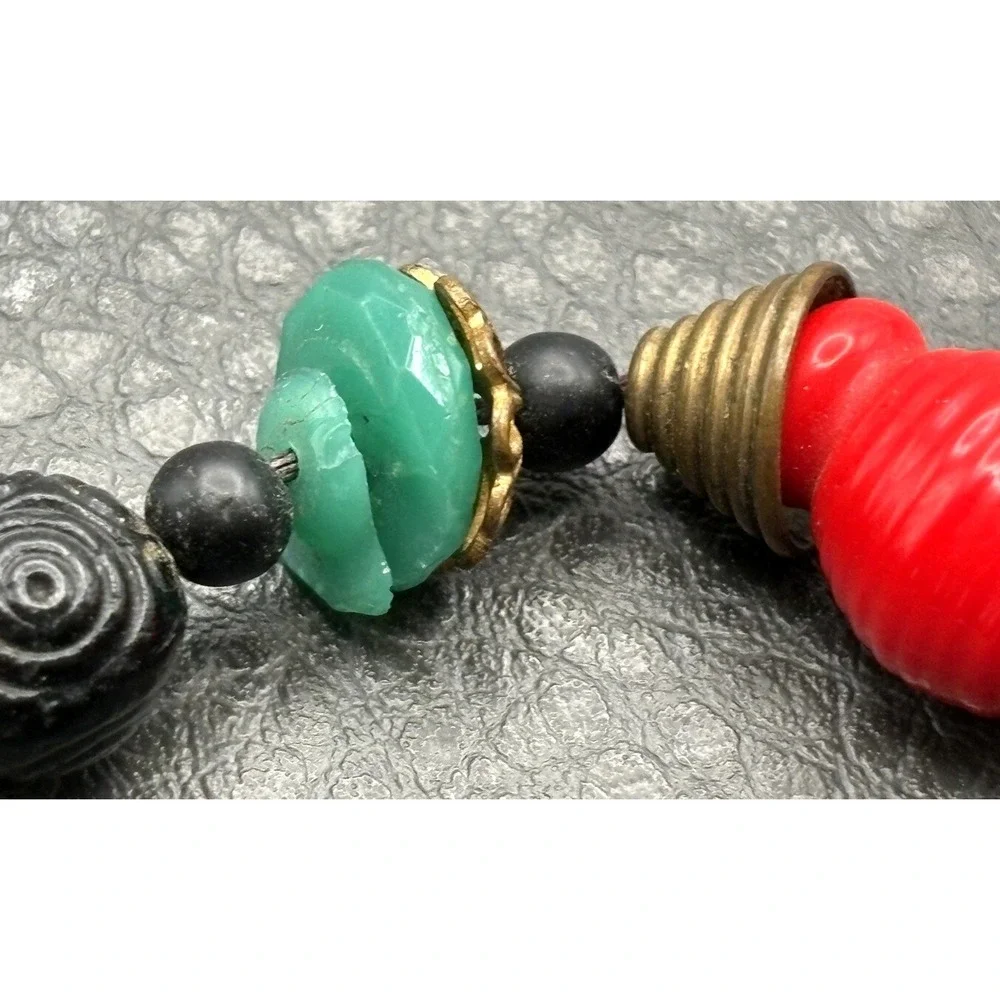 VINTAGE Venetian Red Black MURANO GLASS BEADS Art Deco Era Choker NECKLACE Boho